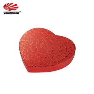 赤い段ボールの空のハート型の結婚式のキャンディーボックス - Product Image 3