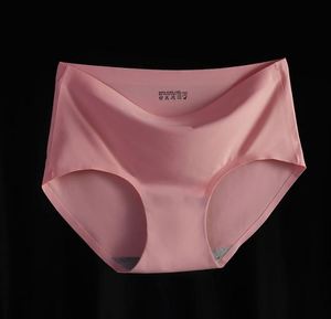 Hot Eendelig Spekloos Slipje Voor Dames Grote Maat Sexy Strings Mid-Rise Ondergoed Groothandel Verkrijgbaar S-M-L-XL-2XL Zijde Effen