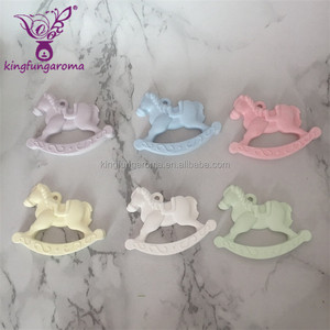 공장 좋은 판매 세라믹 방향 돌 냄새가 좋은 찰흙 돌 종이 플라스틱 냄새 차 공기 청정제 - Product Image 5