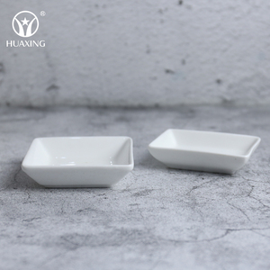 <span class=keywords><strong>Plat</strong></span> à sauce en <span class=keywords><strong>porcelaine</strong></span> <span class=keywords><strong>de</strong></span> petite taille personnalisé et bon marché, <span class=keywords><strong>plat</strong></span> carré pour la vaisselle - Product Image 2