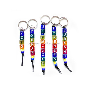 Các Loại Cá Nhân DIY Tên Nhựa Thư Hạt Móc Khóa Màu Sắc Hỗn Hợp Acrylic Bảng Chữ Cái Chữ Cube Vòng Chìa Khóa - Product Image 3