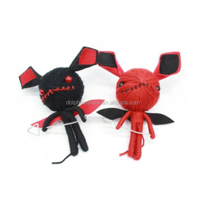 Venta al por mayor muñecas de vudú llavero negro enojado mal Ángel vudú llavero hecho a mano personalizado regalo de Halloween muñecas de vudú - Product Image 2