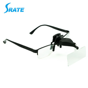 Clip on lente di ingrandimento per pidocchi che trovano nei capelli con LED e tre lenti - Product Image 1