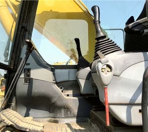 Hot Verkoop 100% Originele Japan <span class=keywords><strong>Komatsu</strong></span> <span class=keywords><strong>PC200</strong></span>-<span class=keywords><strong>7</strong></span> Rupsgraafmachine Pc220 Pc400 Pc450 Kern Motorpomp Componenten Beschikbaar - Product Image 3