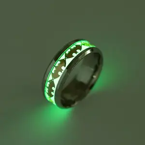 नई आगमन बल्ले अंगूठी हेलोवीन गहने चमक में अंधेरे टाइटेनियम इस्पात फैशन चमकदार अंगूठी