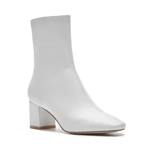 WETKISS OEM Özel Marka Bayanlar Kış Çizmeler Kare Ayak Beyaz Deri Çizmeler Yüksek Topuklu Ayak Bileği Patik Moda Kadın Bot Ayakkabı