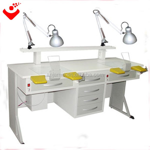Due persone banco da lavoro odontoiatrico laboratorio attrezzature odontotecnico tavoli laboratorio odontoiatrico Workstation - Product Image 1