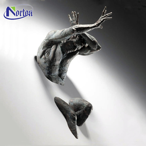 Patung Dinding Pria 3D Logam Realistis Desain Seni Modern untuk Dijual - Product Image 5