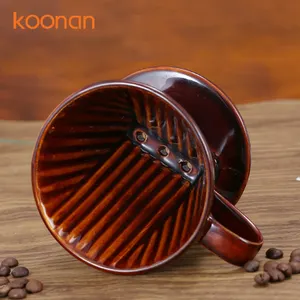 Drie-gat waaiervormige keramische filter cup druipen koffie in een herbruikbare filter koffie druppelaar