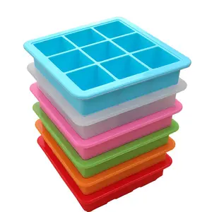 BPA ücretsiz büyük kare kalıpları 9 kaviteler kapaklı silikon Ice Cube tepsi