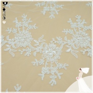 nuovo design 2015 <span class=keywords><strong>tulle</strong></span> <span class=keywords><strong>bianco</strong></span> da sposa <span class=keywords><strong>ricamato</strong></span> con filo tessuto di pizzo di perline - Product Image 3