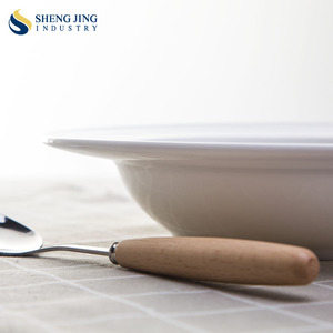 2017 Vuelos <span class=keywords><strong>Baratos</strong></span> de China Creuse Assiette de Porcelana Plato Hondo Plato Redondo Con Borde - Product Image 4