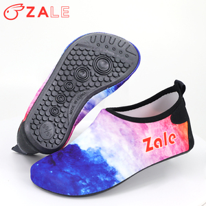 ZALE Giày Nước của Phụ Nữ của Nam Giới Ngoài Trời Bãi Biển Bơi Aqua Vớ Nhanh Chóng-Khô Chân Trần Giày Lướt Sóng Yoga Hồ Bơi tập thể dục - Product Image 4