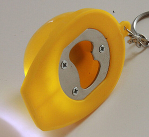 Tùy chỉnh Giá Rẻ Khuyến Mại đội mũ bảo hiểm <span class=keywords><strong>bottle</strong></span> <span class=keywords><strong>opener</strong></span> key chain - Product Image 6