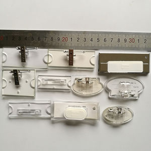 Rõ ràng acrylic nhân viên khách sạn tên huy hiệu với nam châm pin - Product Image 3