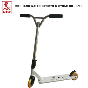 En aluminium Kick <span class=keywords><strong>Scooter</strong></span> Belle Trottinette Pour Adultes Pliable - Product Image 1