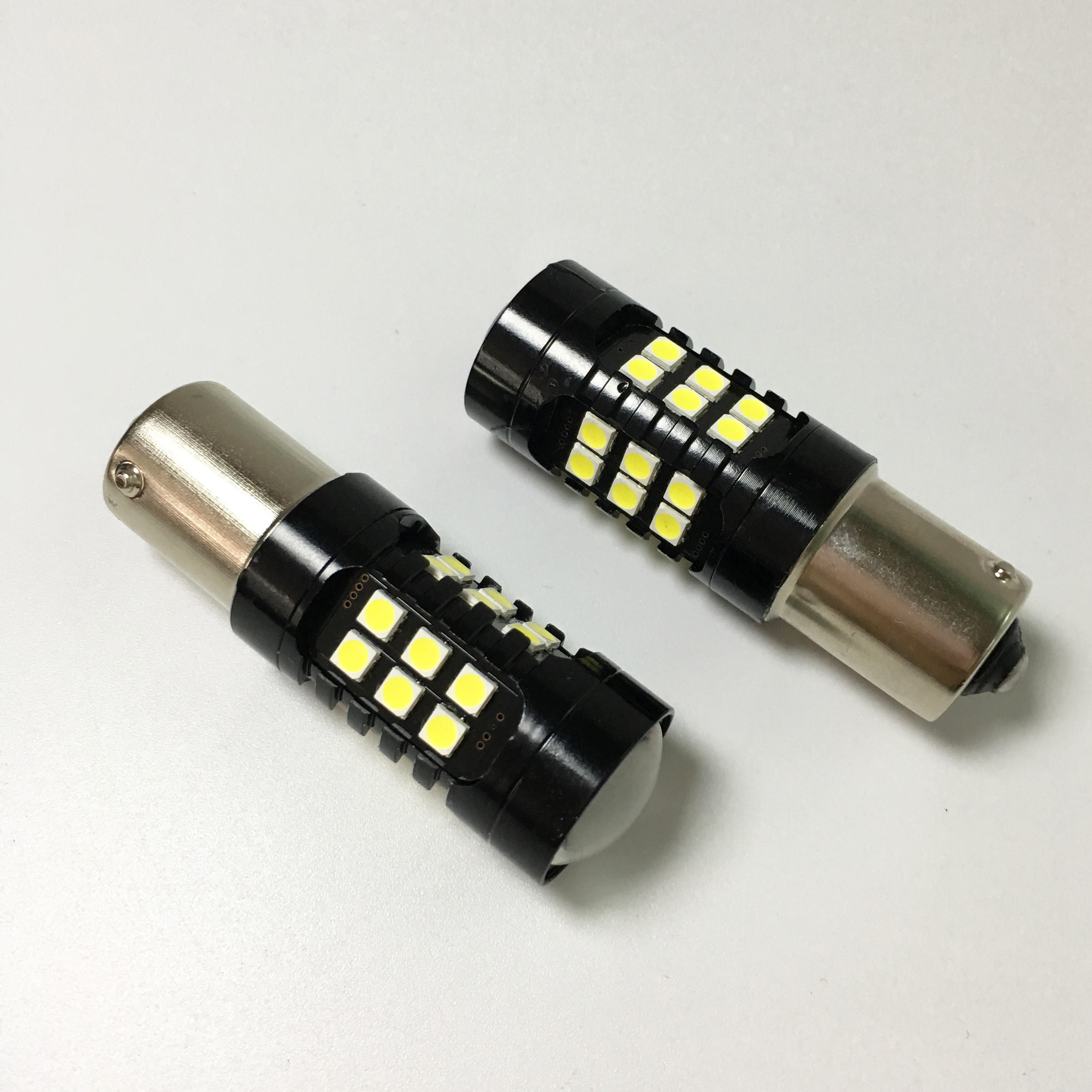 1157 stroboscope 3 fois