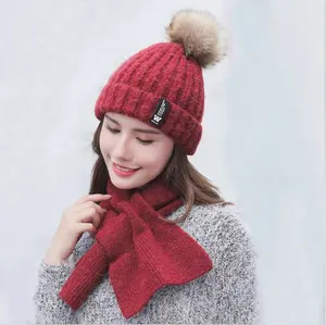 2021 caldo di inverno del crochet modelli di lana lavorato a maglia beanie cappello e sciarpa set con pelliccia pon per le donne ragazze