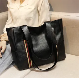 2022 New arrival fashion large tote handbags women shoulder bag