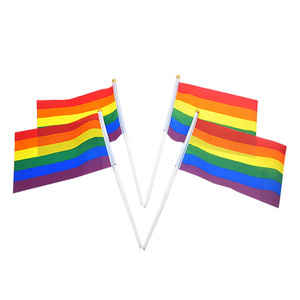 Günstige Polyester Custom Printed Mini Regenbogen Gay Pride Lgbt Hand flaggen für die Förderung - Product Image 5