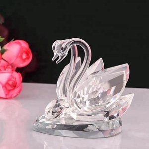Doble cisne de cristal de la boda
