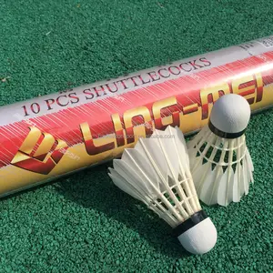 Cina bulu kota kelas 2 kualitas bulu Angsa Bulutangkis Shuttlecock untuk senior pertandingan menggunakan sama seperti yy AS20