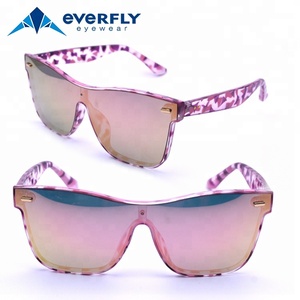 Temporada de gafas de sol <span class=keywords><strong>lentes</strong></span> de color TR espejo mejor venta de gafas de sol polarizadas hombres chicas de moda - Product Image 1