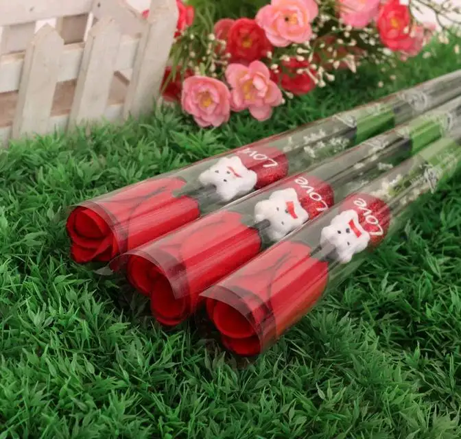 Flor de Rosa artificial para uso en San Valentín