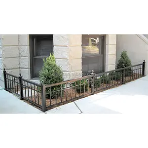 short metal garden fence design