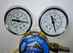 Precio al por mayor de latón o aluminio común <span class=keywords><strong>regulador</strong></span> de <span class=keywords><strong>gas</strong></span> de oxígeno - Product Image 5