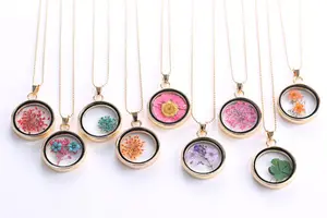 Living Memory Charms Nature Dried Flower Glass Locket Pendant necklace for women Real Dry Flower