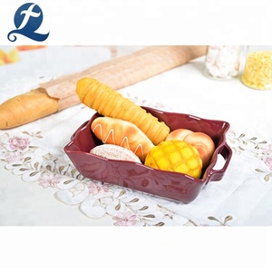 Prix d'usine Ustensiles <span class=keywords><strong>de</strong></span> cuisson en céramique allant au micro-ondes <span class=keywords><strong>Plat</strong></span> <span class=keywords><strong>de</strong></span> <span class=keywords><strong>four</strong></span> à lasagne rectangulaire avec poignée Design pour la cuisson à la maison - Product Image 3