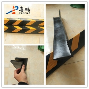 Protezione d'angolo di <span class=keywords><strong>gomma</strong></span> riflettente ad angolo retto di lunghezza durevole di 100cm per costruzione - Product Image 4
