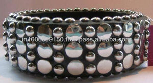 กำไลข้อมือแฟชั่นทำจากไม้หนาทองเหลืองจู่ๆ - Product Image 2