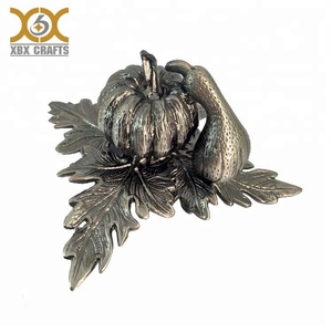 Tượng Nhỏ Bằng Thiếc Phun Màu Bạc Làm Theo Yêu Cầu - Product Image 4