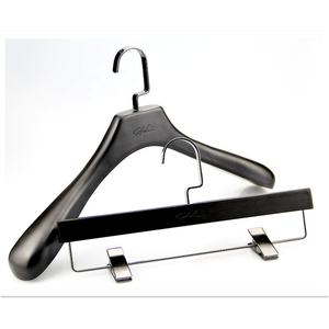 Appendiabiti in Legno di Alta Qualità per Abiti da <span class=keywords><strong>Uomo</strong></span> - Product Image 1