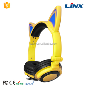 En Los Auriculares de Oído Logotipo Personalizado LLEVÓ La Luz Del Oído de Gato Auriculares para Escuchar Música - Product Image 2