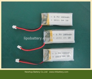 China lithiumbatterie hersteller <span class=keywords><strong>3</strong></span>.7v 85 mah lipo batterien für silikon armband mit der Größe 4.1mm*10.5mm*32mm - Product Image 4