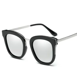 Superhot Mannen en Vrouwen Op De Nieuwe Classic Dazzle kleur Zonnebril Rijden Bril Retro Stijl Gepolariseerde Zon Shades 101113