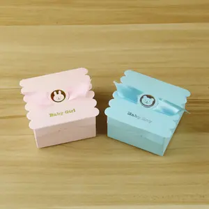婴儿淋浴喜欢盒子生日派对甜盒-粉红色的女孩或蓝色男孩与弓巧克力袋