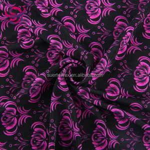 Flor de satén al <span class=keywords><strong>por</strong></span> mayor viscosa impresión poliéster spandex tela precio <span class=keywords><strong>por</strong></span> <span class=keywords><strong>metro</strong></span> - Product Image 1
