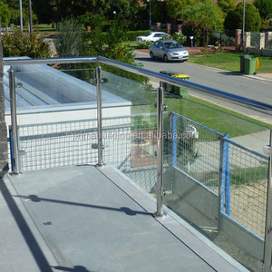 <span class=keywords><strong>Cemento</strong></span> <span class=keywords><strong>ringhiera</strong></span> del <span class=keywords><strong>balcone</strong></span> disegni con grado 304 Della <span class=keywords><strong>ringhiera</strong></span> <span class=keywords><strong>in</strong></span> vetro - Product Image 4