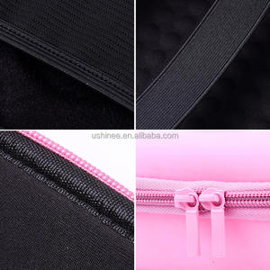 Fujifilm <span class=keywords><strong>instax</strong></span> <span class=keywords><strong>mini</strong></span> <span class=keywords><strong>8</strong></span> appareil argentique Instantané rose sac avec sangle - Product Image 6