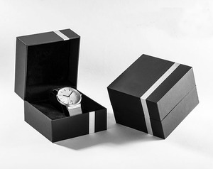 Montre à quartz classique pour homme, résistante à l'eau 3 ATM, design sportif, boîtier en alliage avec fond en acier inoxydable et cadran de 40 mm - Product Image 6