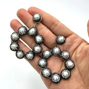 Wholesale bulk natural round freshwater pearl handmade earring crystal pave jewelry vintage dangle flowers hanging latest design