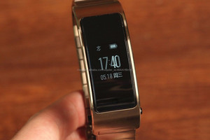 Más nuevo Huawei <span class=keywords><strong>Talkband</strong></span> B3 auricular Bluetooth Inteligente de Pulsera | Última smartband | Carrera/Caminata/Paseo/Climb/sueño - Product Image 2