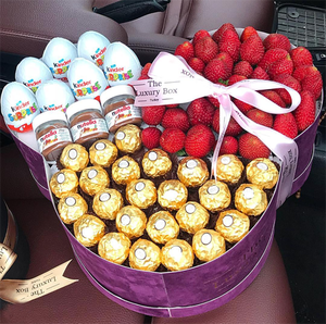 Custom luxury Mickey mouse paper box flower snack chocolate candy gift boxes