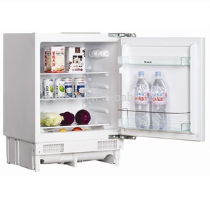 Mini réfrigérateur intégré pour hôtel de 60 cm, 133 L <span class=keywords><strong>avec</strong></span> <span class=keywords><strong>congélateur</strong></span> et porte simple - Product Image 1