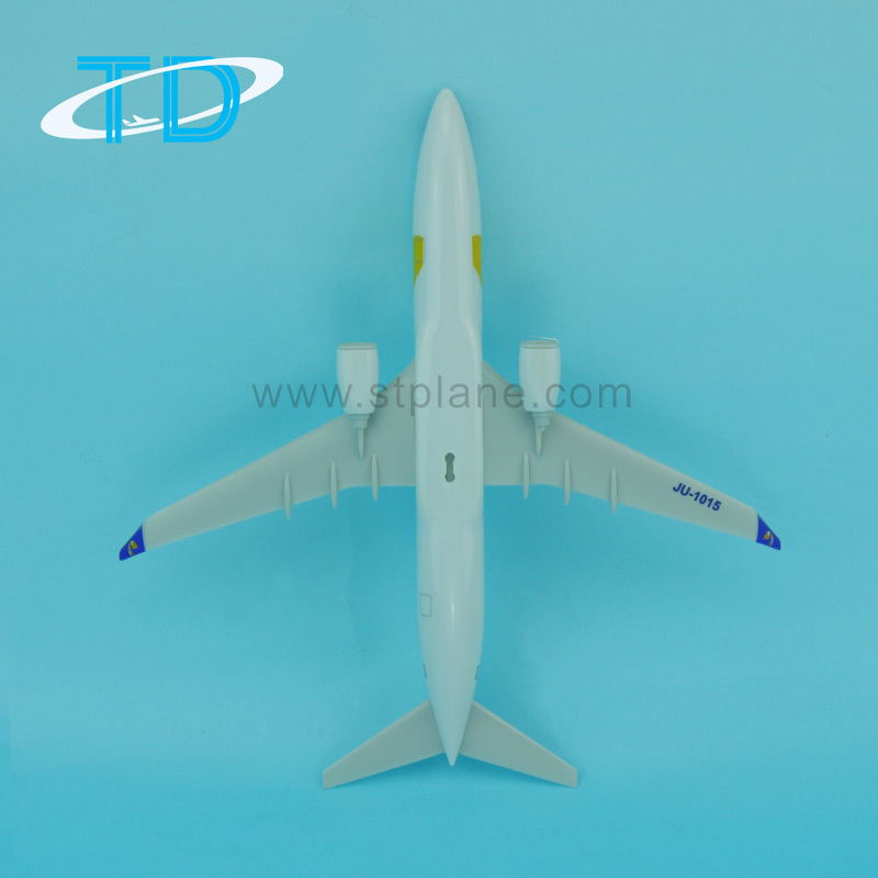 MIAT Mongolia Airlines Scale 1:200 B737-800 Model Plane