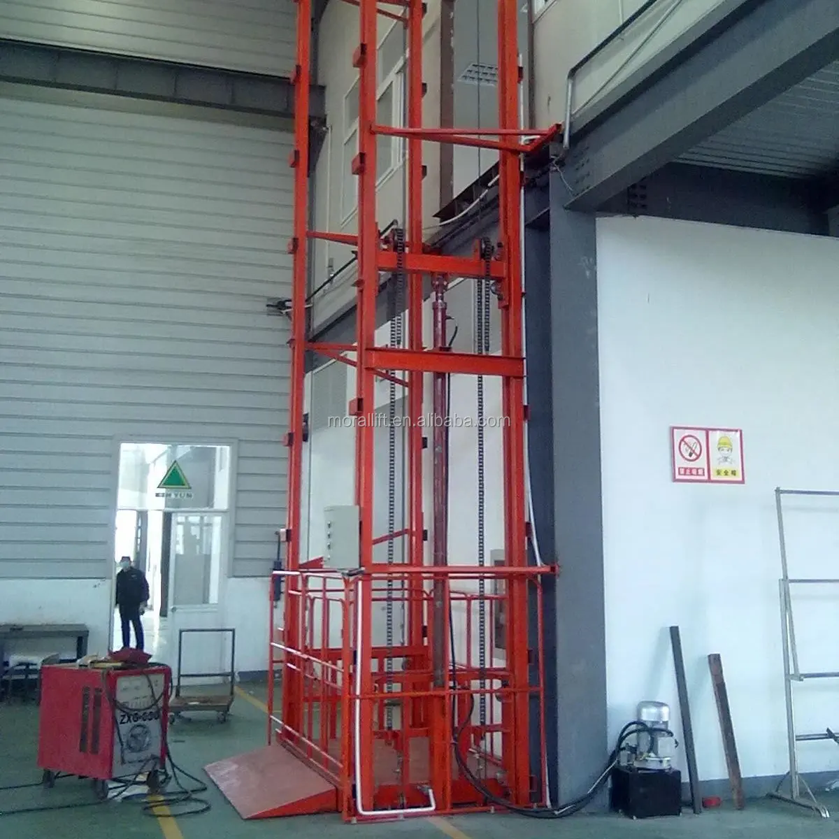 Hot Sale Vertical Cargo LIft Aufzug